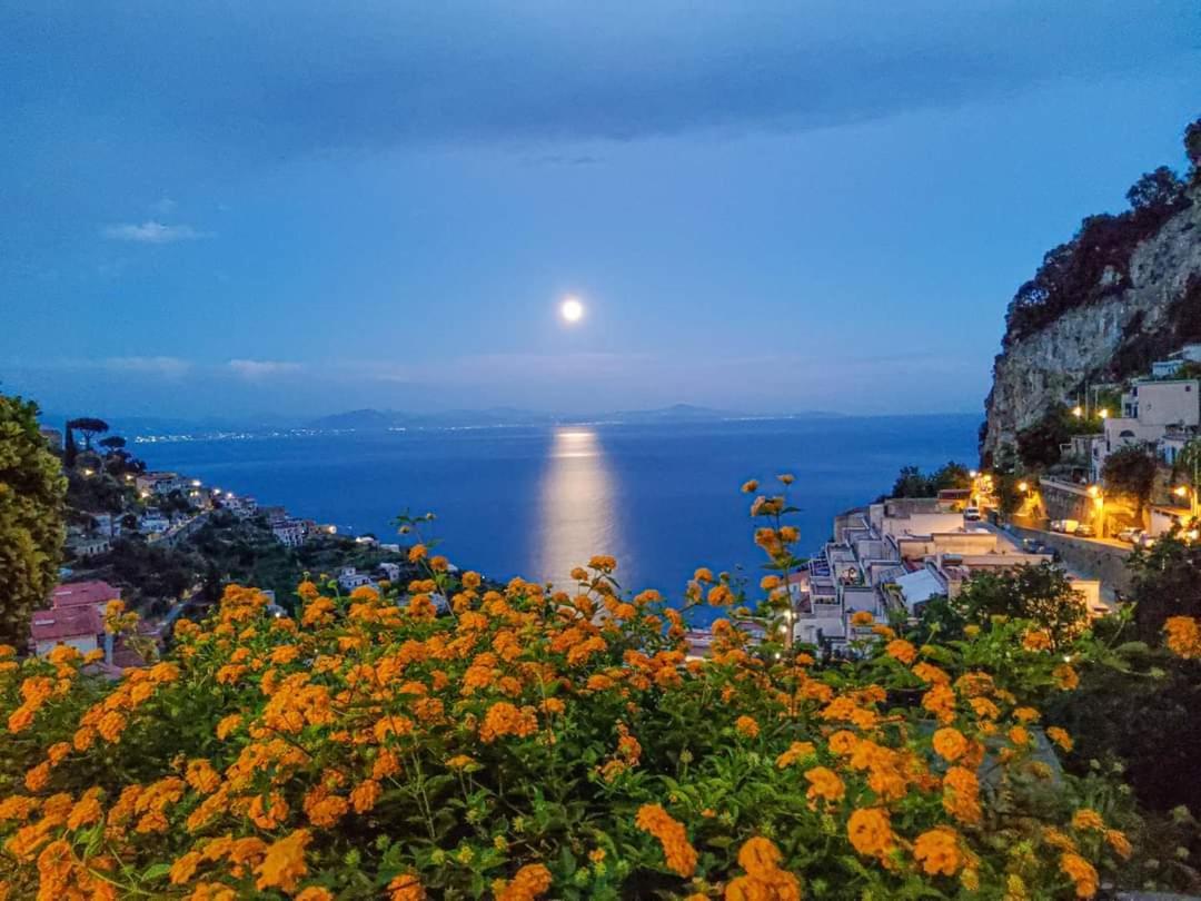 Casa Enzo Con Vista Mare Amalfi Exterior foto